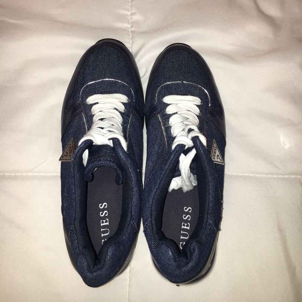 Women’s shoes